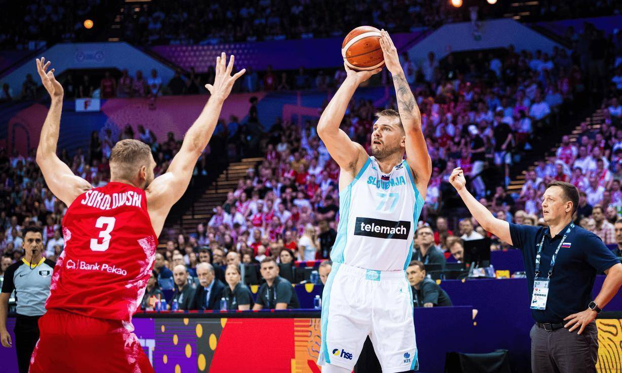 墨西哥男篮翻盘勇士B队，巴图姆爆发神勇