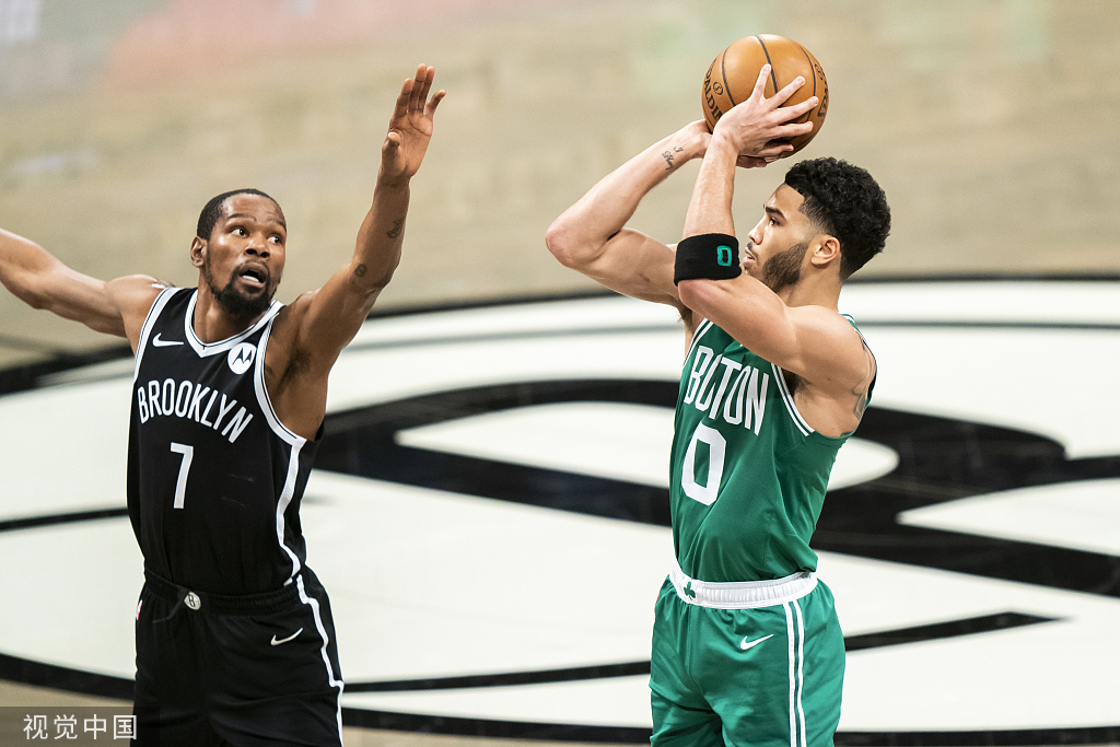 凯尔特人血洗篮网，瓦兰丘纳斯惊艳世界