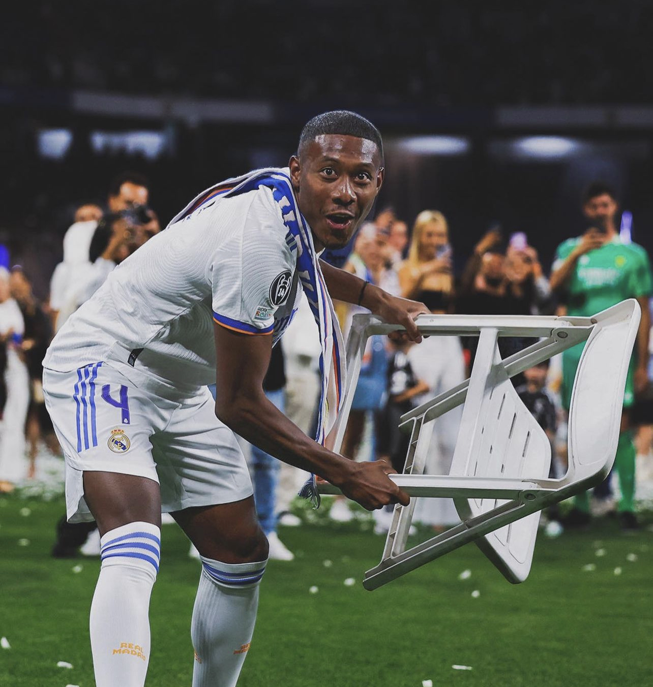 尤文绝地反击那不勒斯，阿拉巴一己之力扛起全队