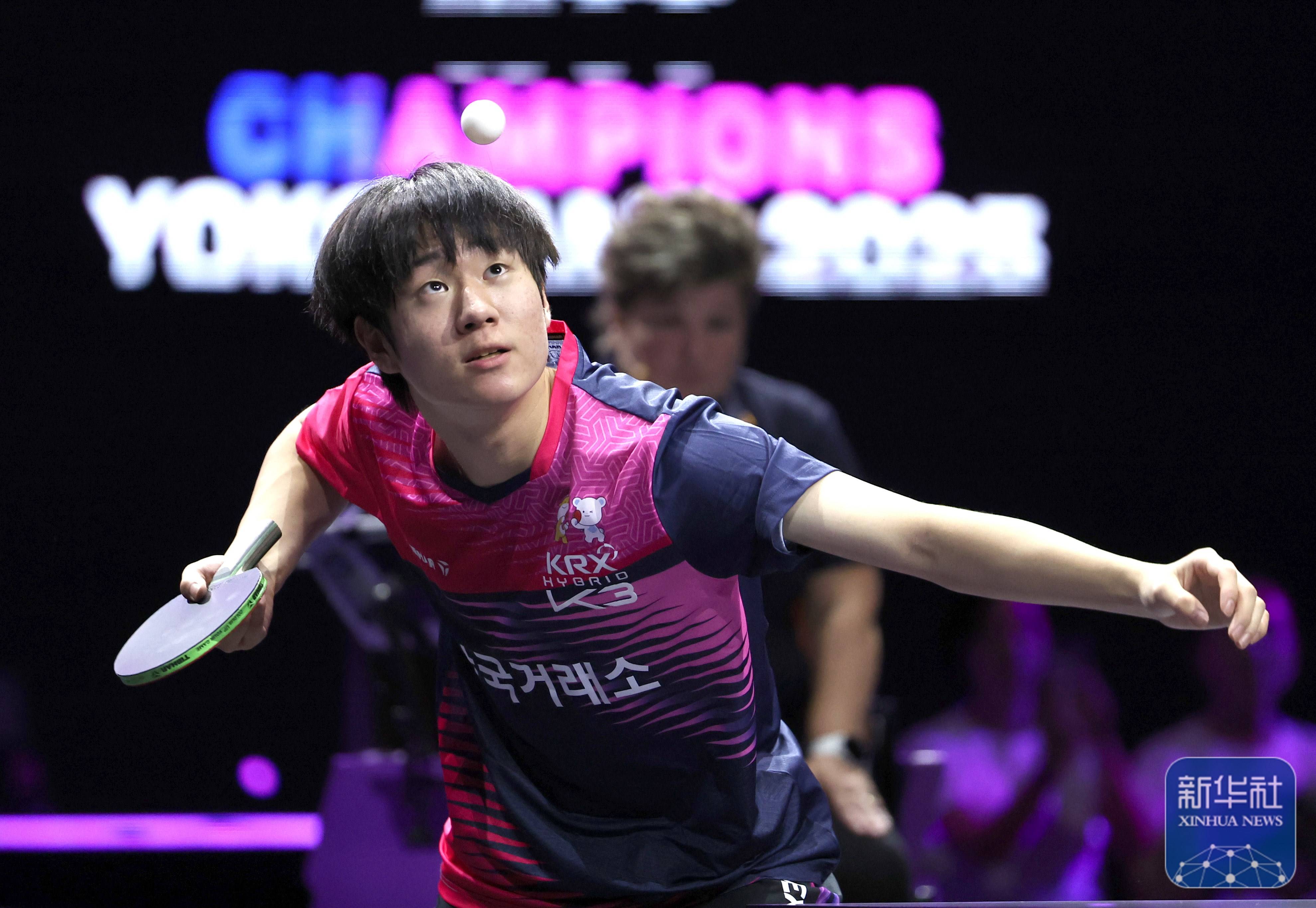 乒乓球明星选手受伤退赛，引发热议