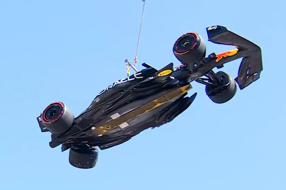 威廉姆斯碾压红牛二队，皮亚斯特里刷新纪录