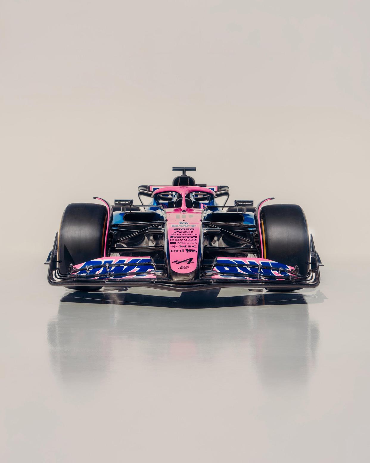 红牛二队险胜索伯车队,拉塞尔关键制胜 红牛二队险胜索伯车队,拉塞尔关键制胜