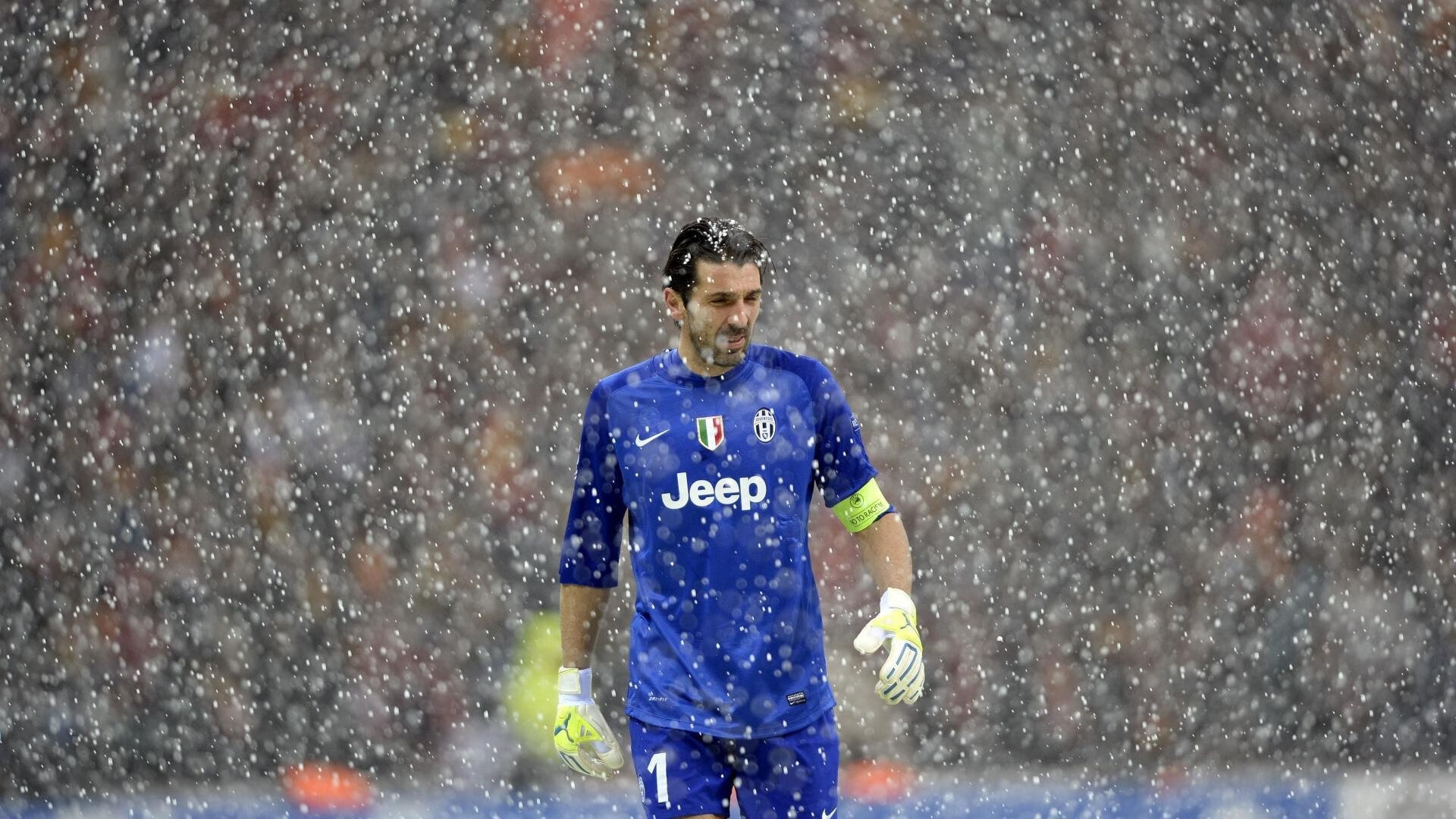 跨界对决中的王者,易建联在马刺与浙江的错位时空里闪耀