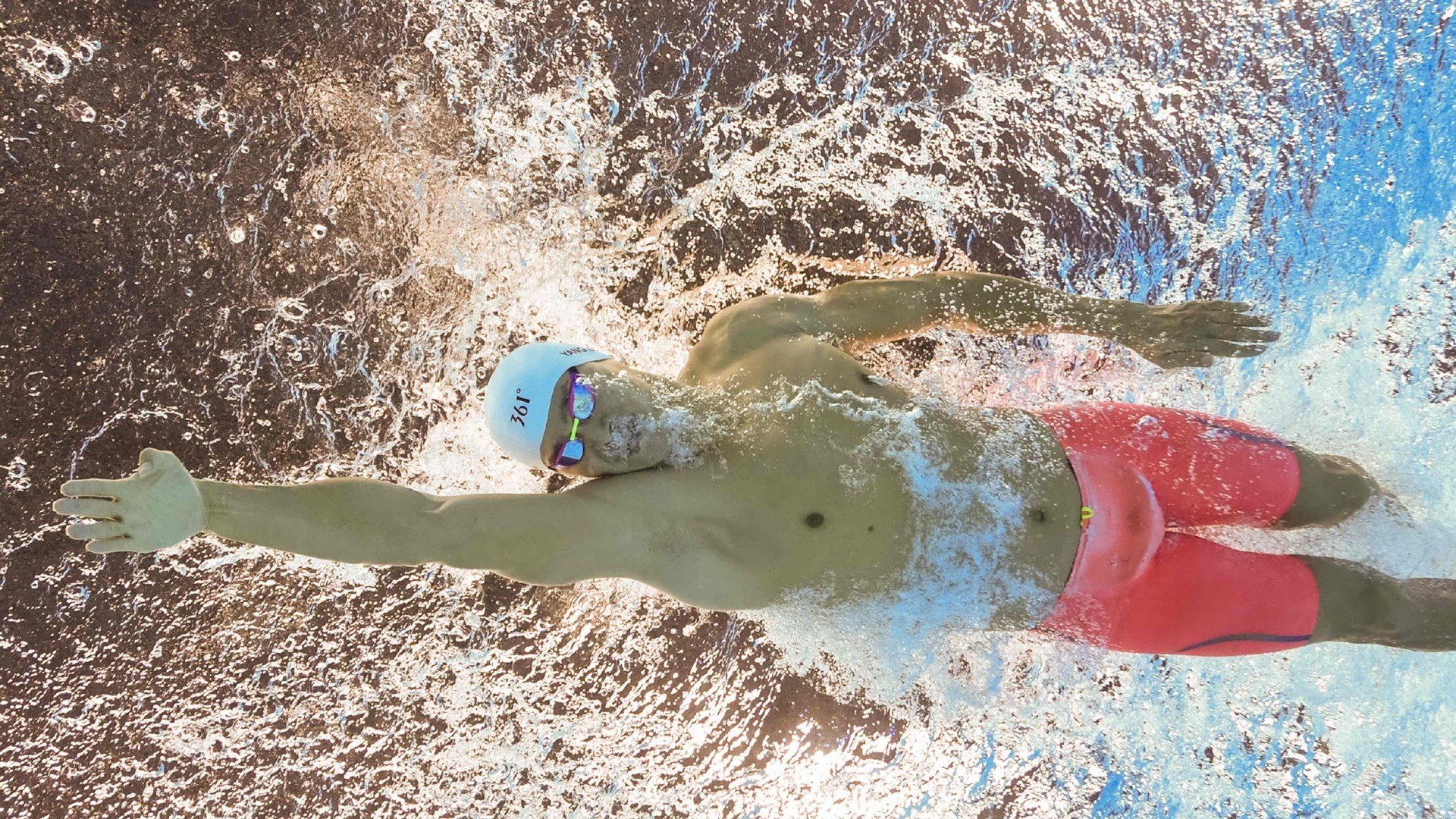 蓝白交响曲，凯塞多生涯之夜奏响华彩，阿根廷三叉戟全面压制洪都拉斯