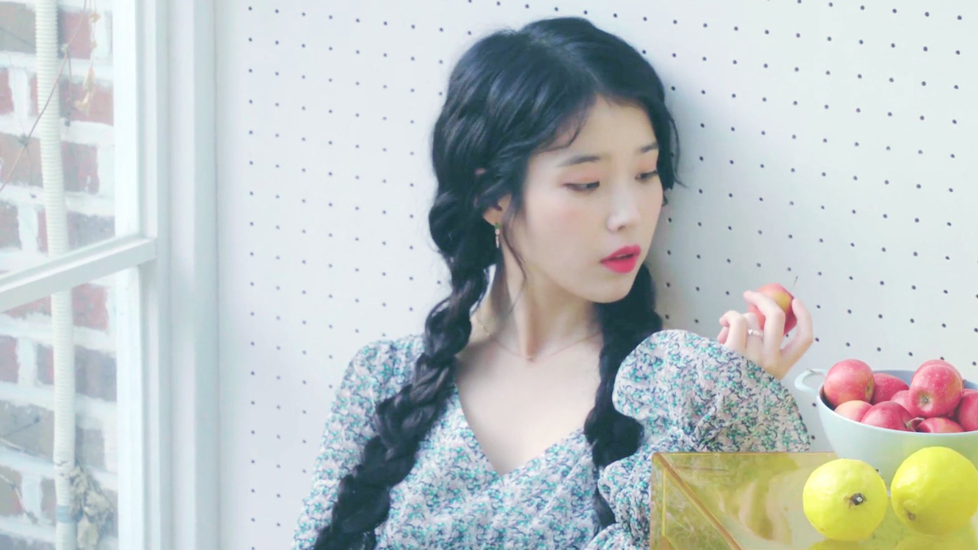 加密阵型，姆巴佩的每一次触球都在瓦解瑞士的数字铁幕