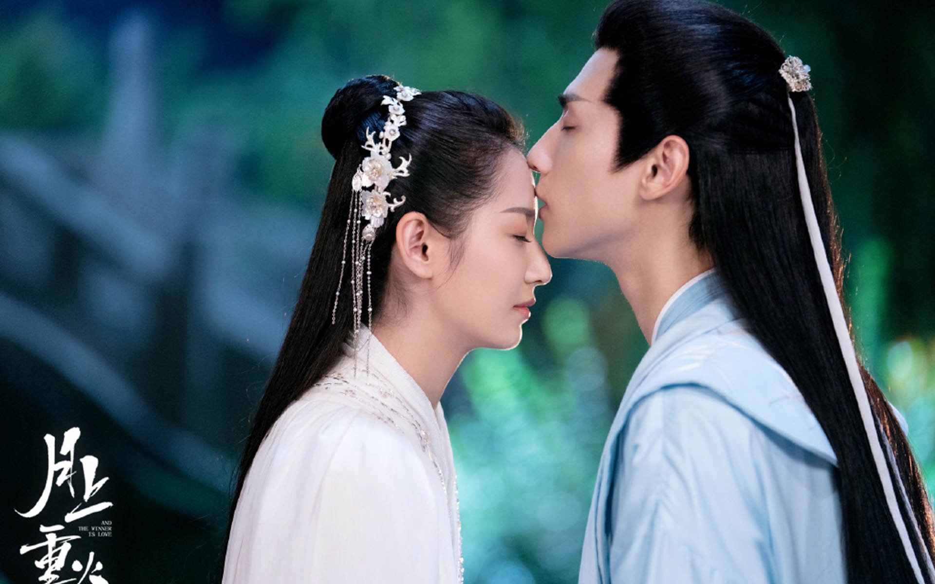 同一天空下,阿劳霍燃动诺坎普,哥斯达黎加震撼基辅