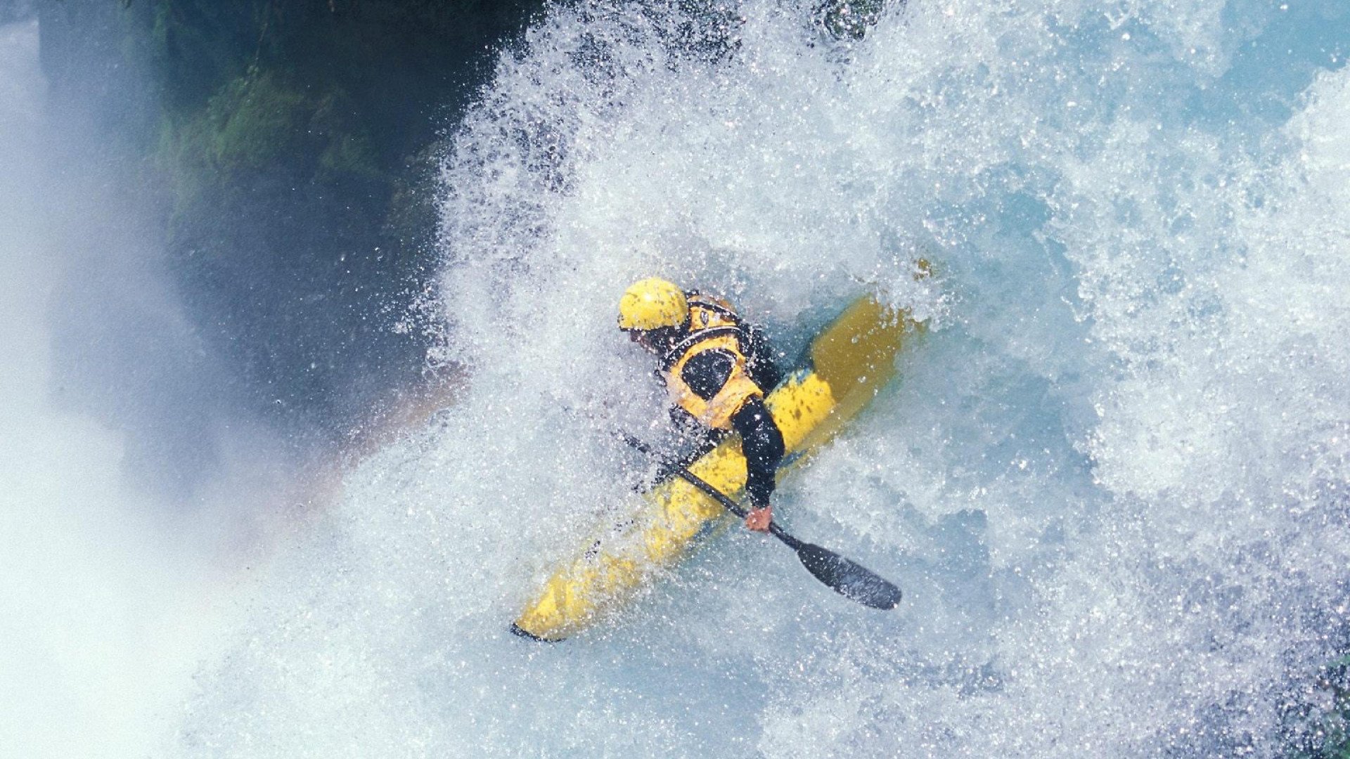逆转,引擎嘶吼中,他用一记后仰跳投终结比赛