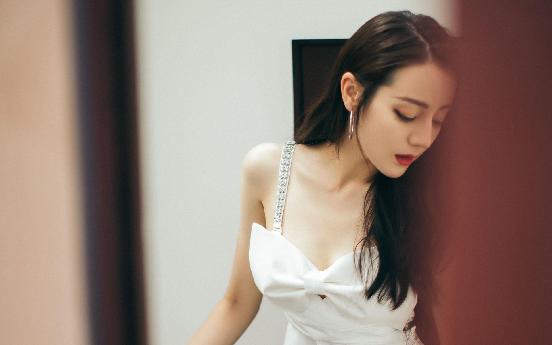 古典与现代的对决,苏亚雷斯如文艺复兴大师般爆发,佛罗伦萨掀翻精密瑞士