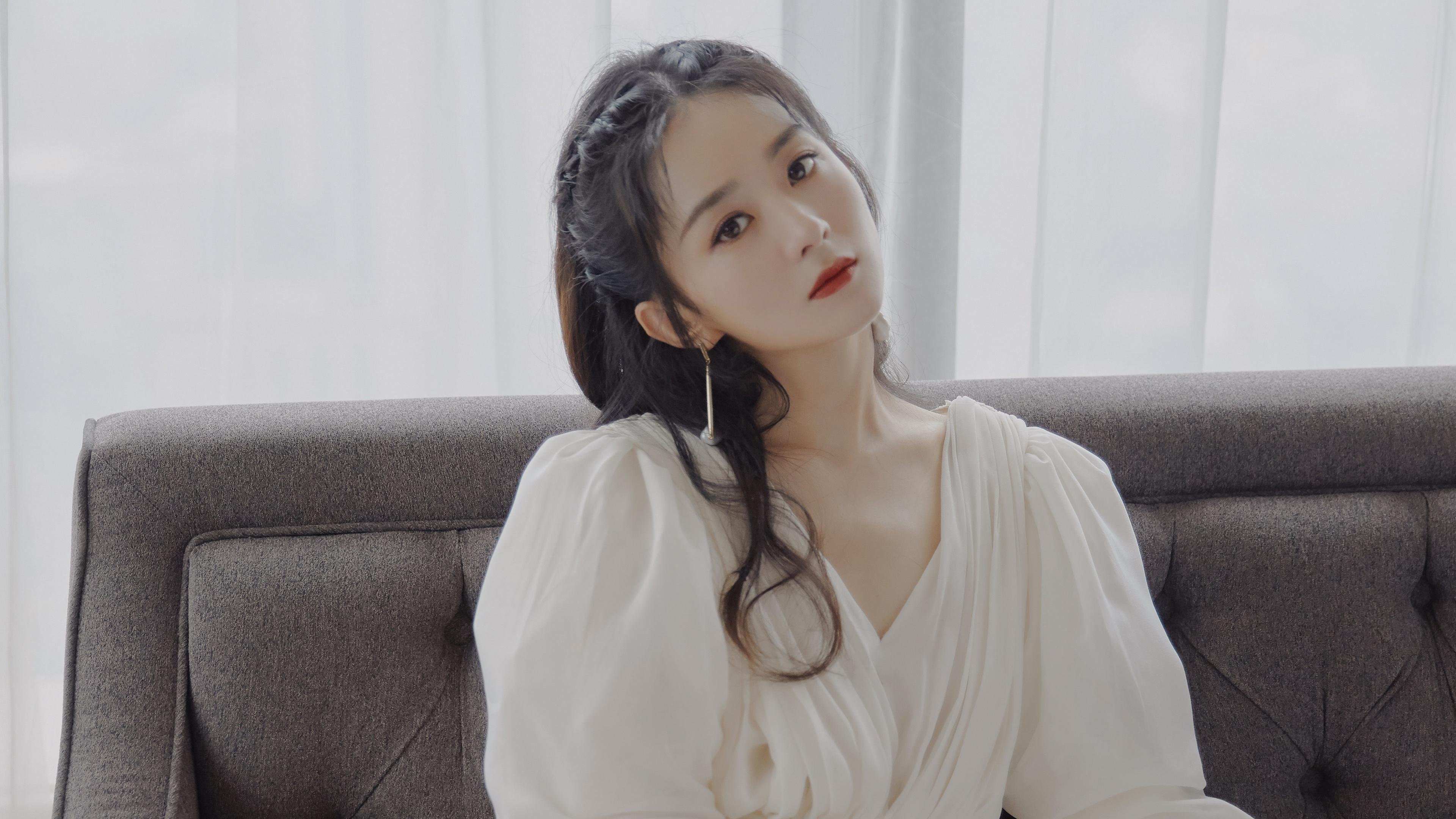 F1新赛季,梅赛德斯独领风骚,休斯顿火箭三分雨击溃达拉斯独行侠