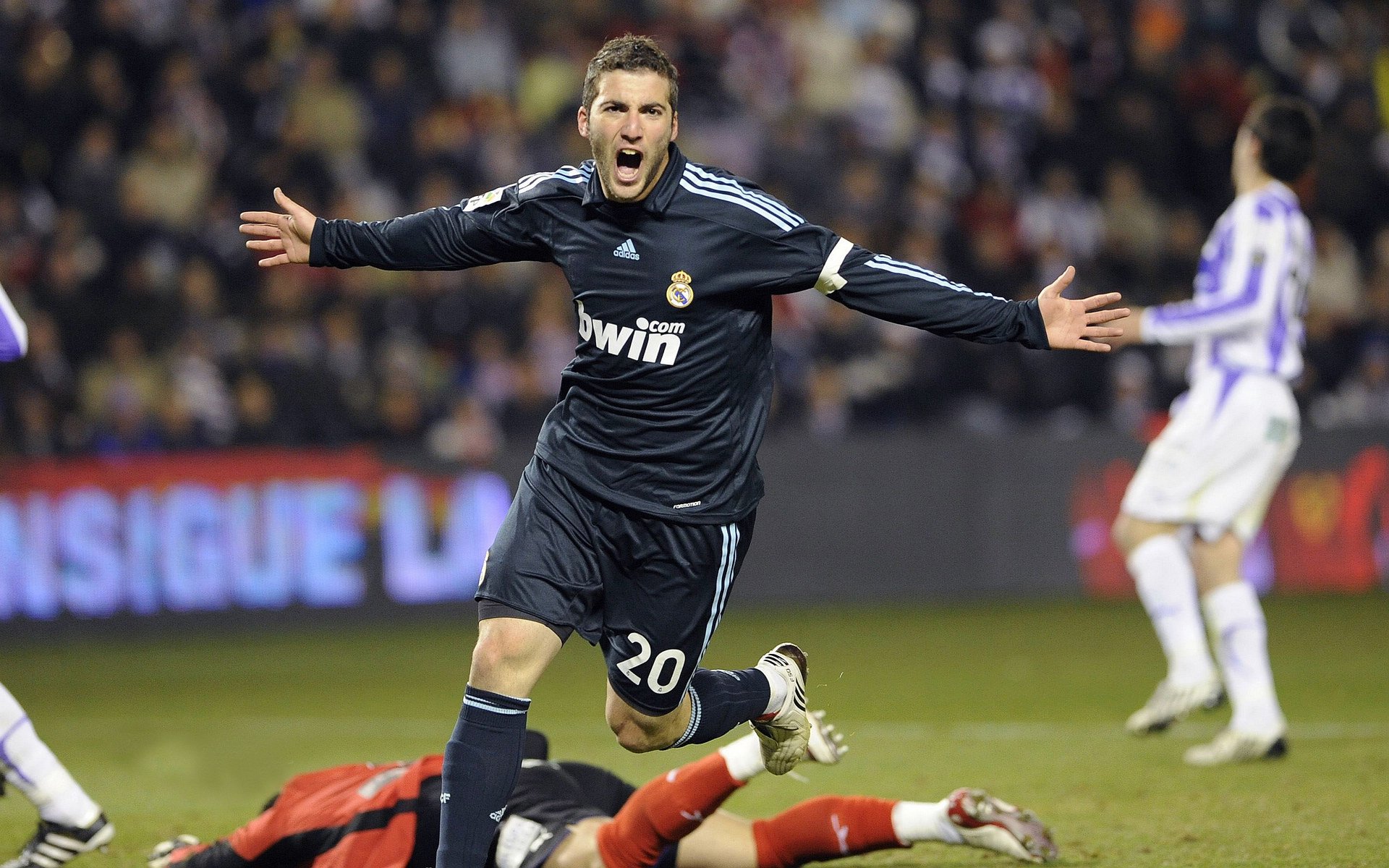 当奥运周期遇上NBA焦点战,国王如何啃下雄鹿这块硬骨头?